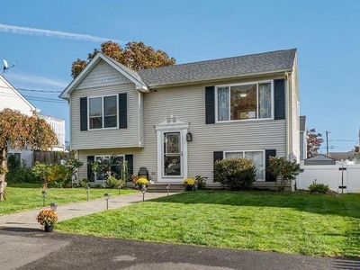 38 Chestnut St, Cumberland, RI, 02864
