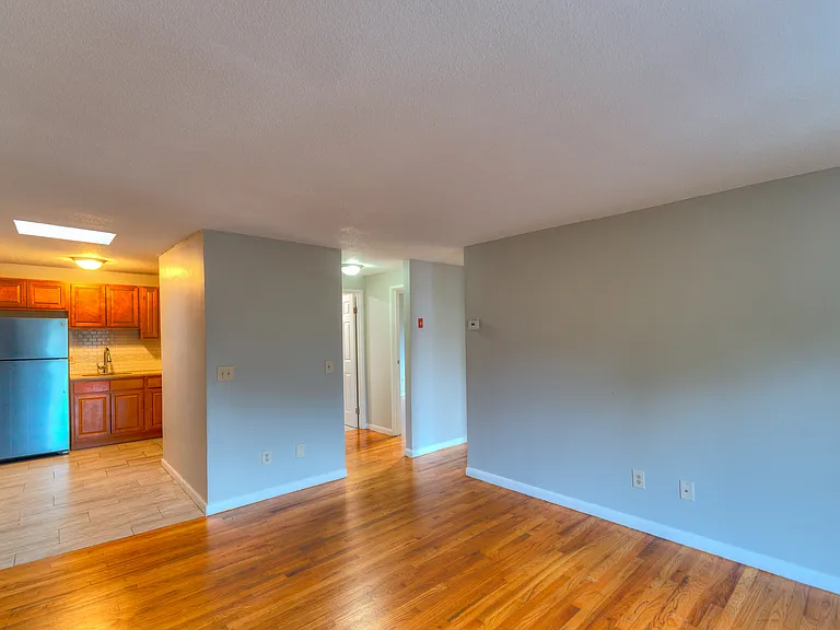 1263 Chapel St #C2 — Photo 7