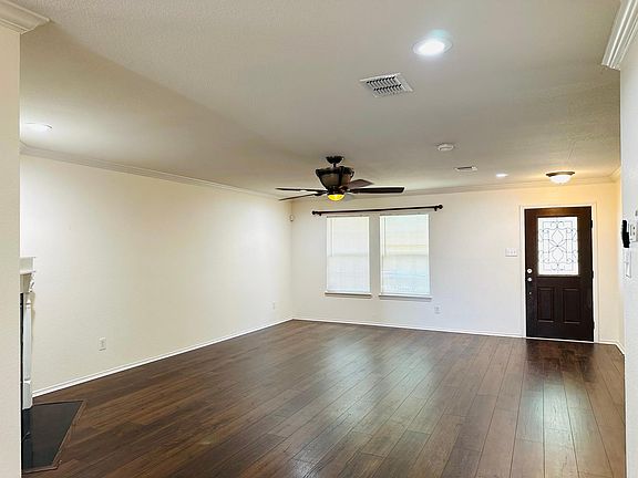 3rd image of 704 White Fields Way
