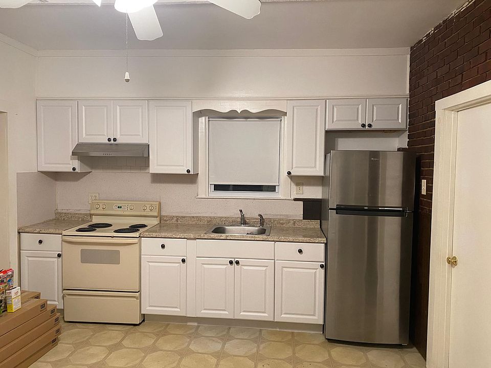 2nd image of 3 Highland Park #1