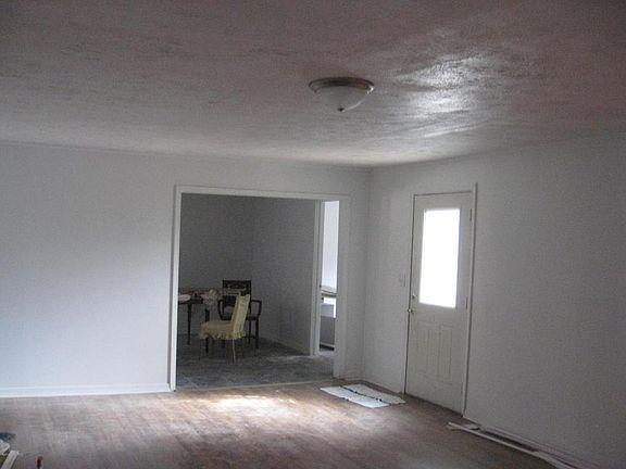 2nd image of 5553 113th Ave