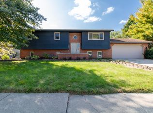 303 Garden Rd, Normal, IL 61761