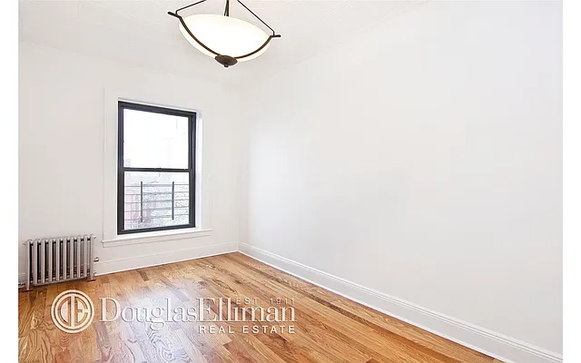 Rented by Douglas Elliman | media 27