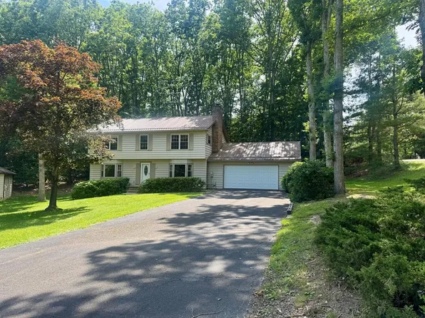 20 Whippoorwill Pl, Beckley, WV 25801