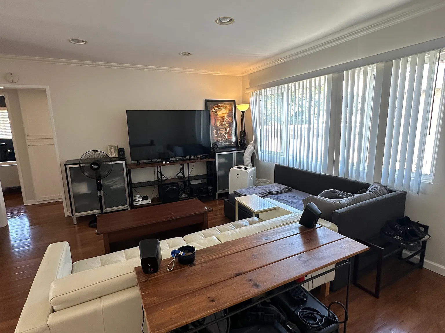 2 bed, 925 sqft, $2,995 — Photo 3
