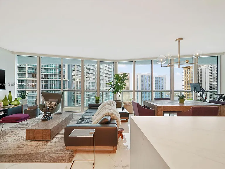 495 Brickell Ave #2804 — Photo 2
