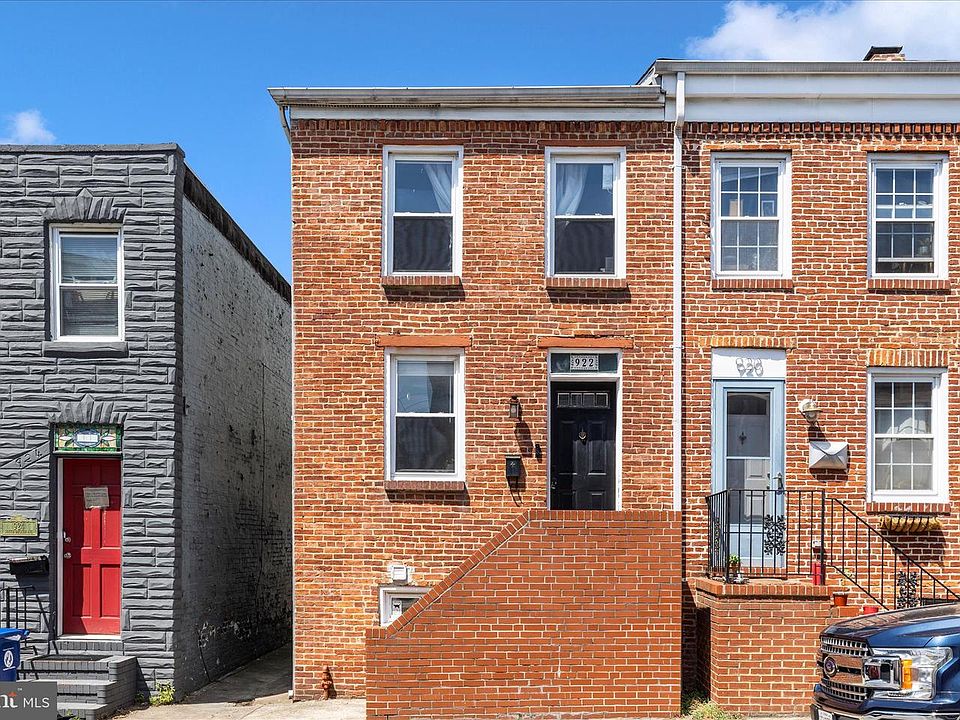 1st image of 922 S Decker Ave