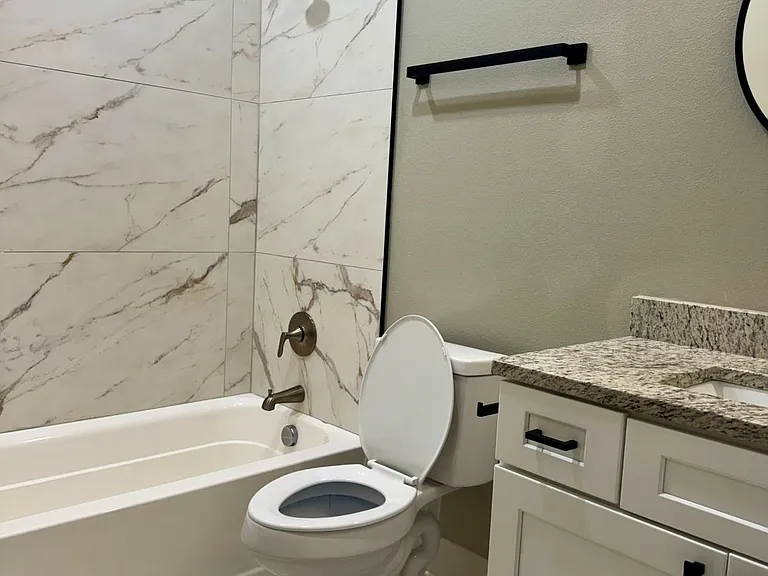 15468 Anna Ln — Photo 8
