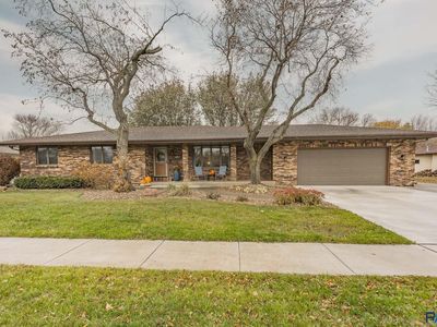 401 E Beechnut St, Brandon, SD, 57005