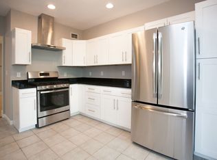 31 Bromfield Rd #1F, Somerville, MA 02144