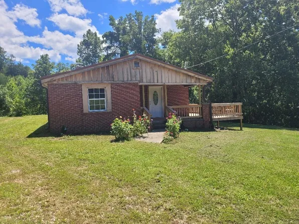 102 Nelson Rd, Erwin, TN 37650