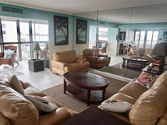 2nd image of 830 S Gulfview Blvd APT 608