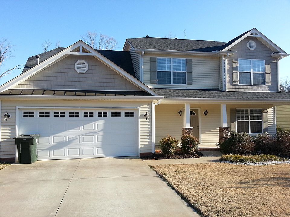1st image of 15 Collins Mills Ct