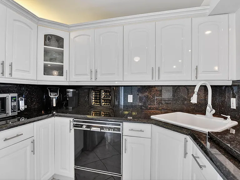 3000 S Ocean Blvd #1004 — Photo 13