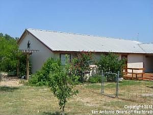 2nd image of 1325 County Road 2744