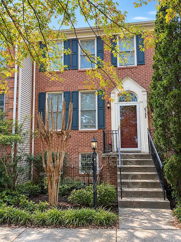 4 bed, 3.5 bath, 1688 sqft, $3,600 — Photo 1