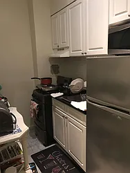 Rented by Salon Realty Corp