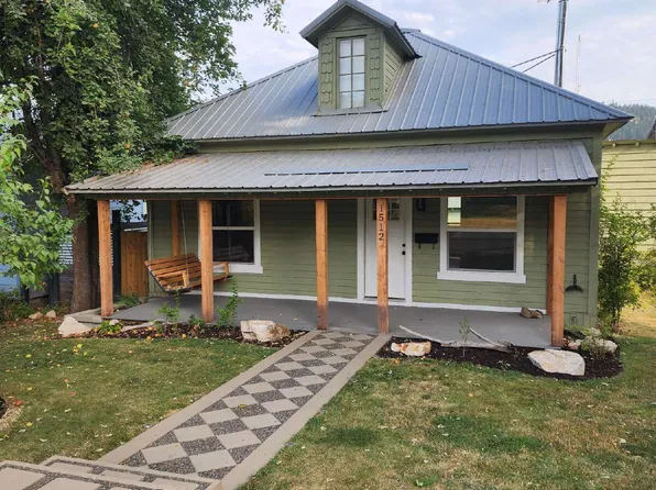 1512 Center Ave, Saint Maries, ID 83861