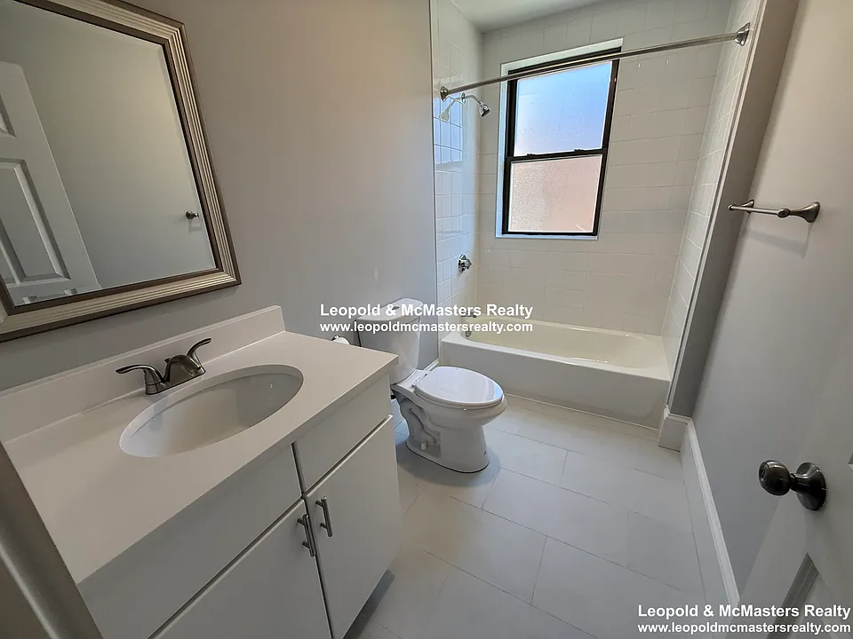 99 Longwood Ave #1