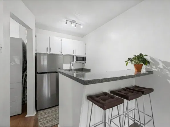 CHERRY ST APARTMENTS