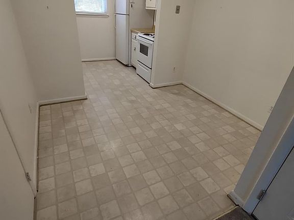 5th image of 1949 Parkview Ave
