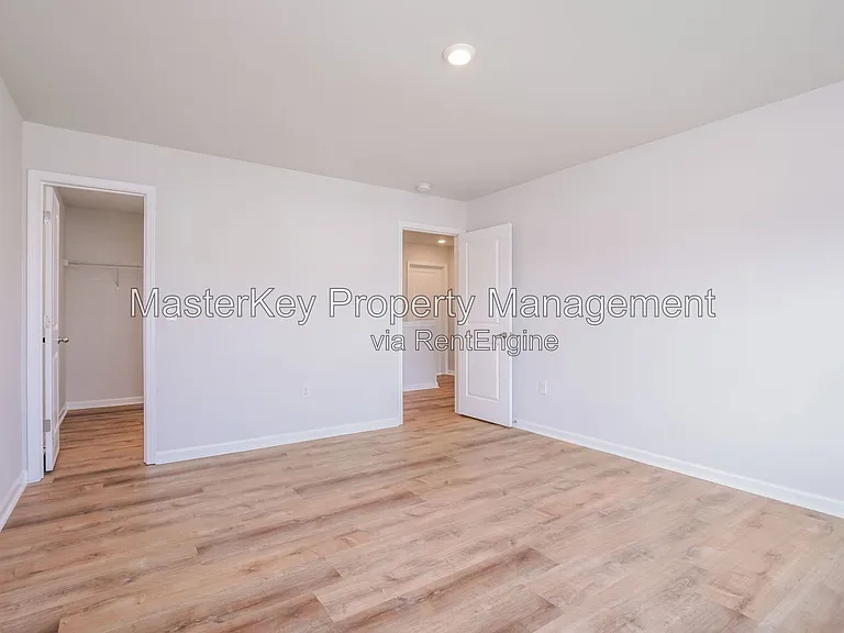 633 Birchhead Dr — Photo 18