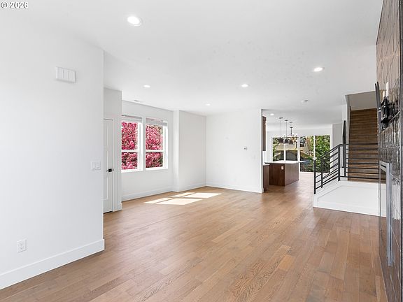 4th image of 5623 N Gay Ave