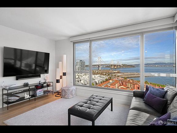 2nd image of 229 Brannan St #44