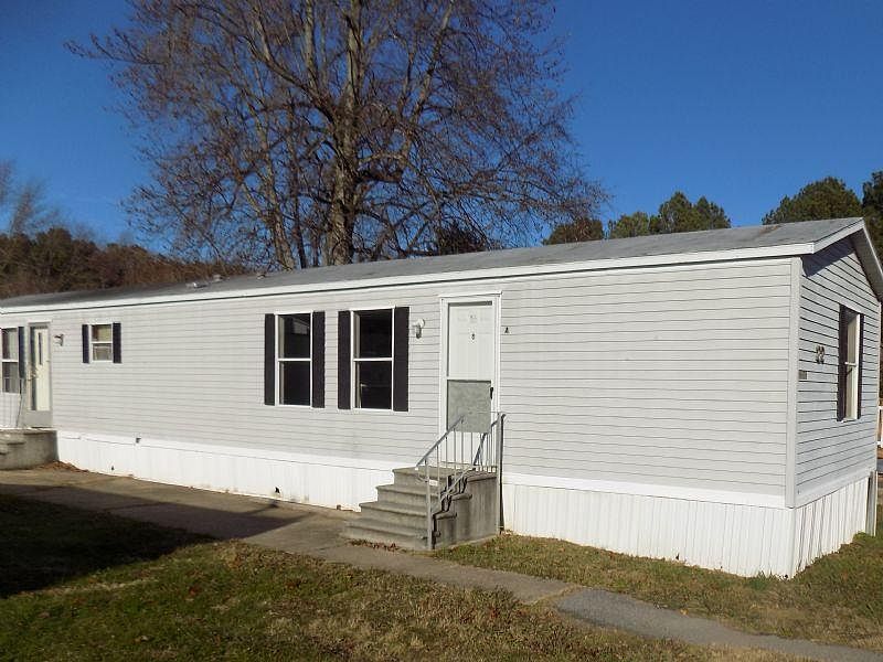 1st image of 46172 Ellenbee Ct #A