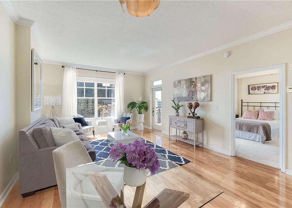 1st image of 1101 Juniper St NE APT 1207