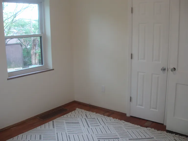 1st floor bedroom with closet