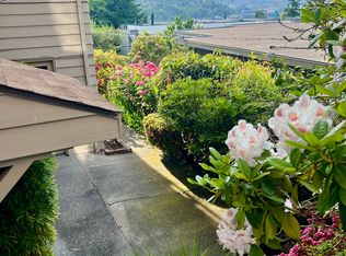 2411 1/2 W Crockett St, Seattle, WA 98199