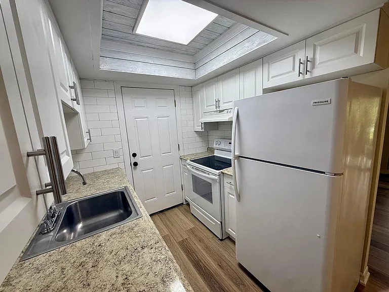 616 S Betty Ln #2 — Photo 5