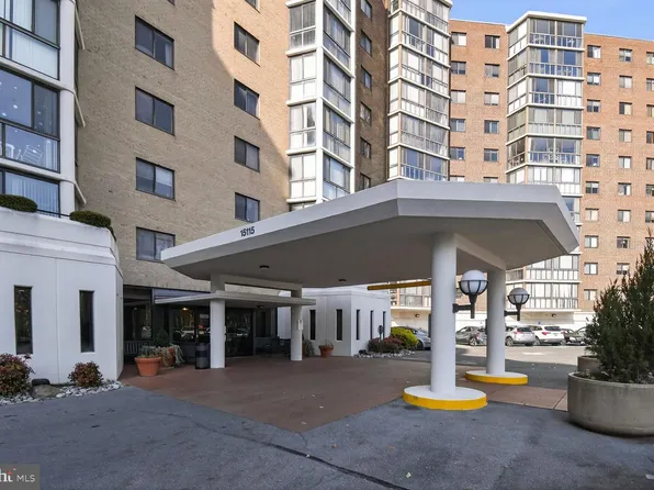 15115 Interlachen Dr #3-904, Silver Spring, MD 20906