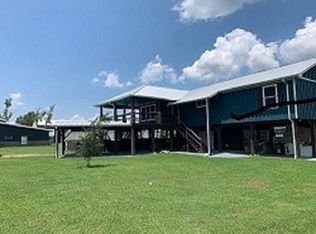 126 2nd Ave, Onalaska, TX 77360