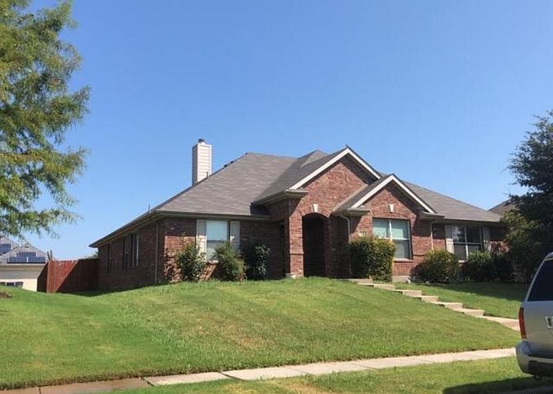 2nd image of 213 Northridge Dr