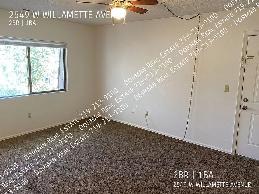 Updated Upper Unit On West Side! — Photo 3