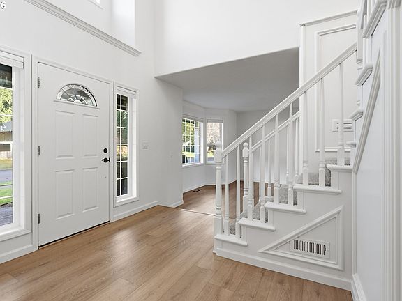 3rd image of 1316 SE 181st Ave