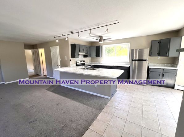 836 Sleepy Hollow Dr #A