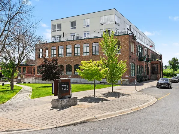 703 Cotton Mill St #303, Cornwall, ON K6H 0E7