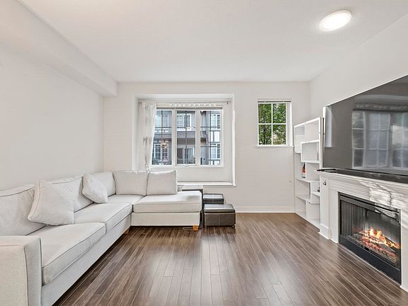 4th image of 8533 Cumberland Pl #30