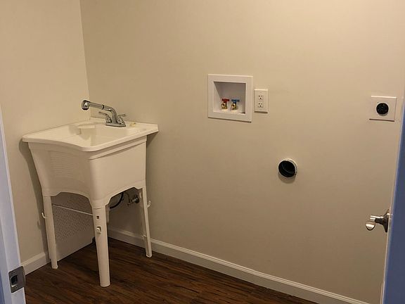 4th image of 1416 Taramore Dr