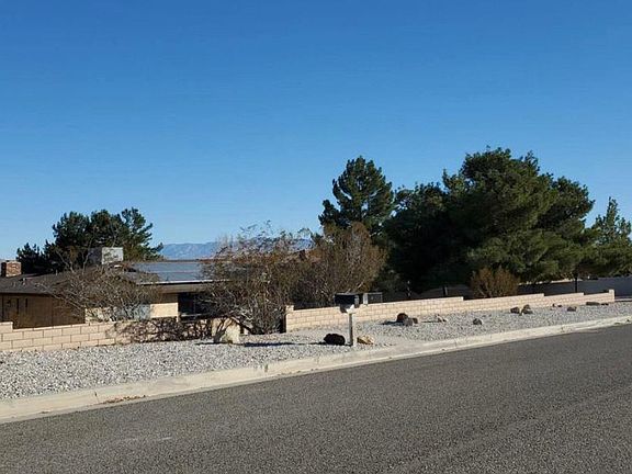 Back side / street view