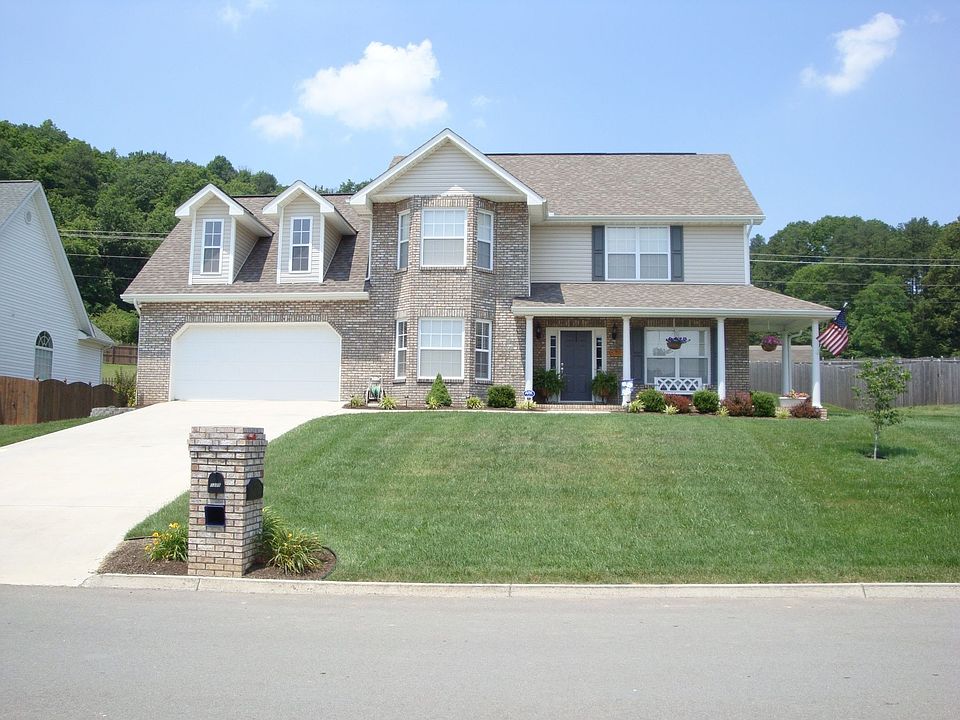 1329 Paxton Dr.