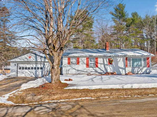 4 Thurlow Avenue, Paris, ME 04281