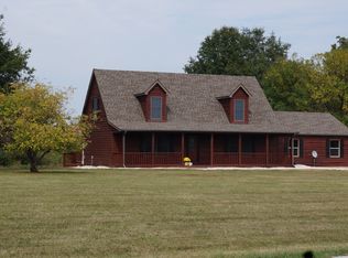 8032 Barn Rd, Waterloo, IL 62298