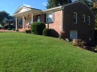 7297 Poorhouse Rd, Victoria, VA 23974