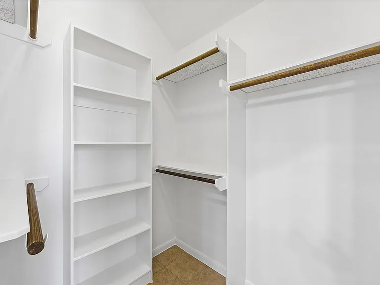 3723 Tidalwood Dr — Photo 18