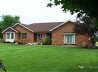 10040 Division Rd, Columbus, MI 48063