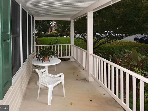 3rd image of 9739 Abington Ct